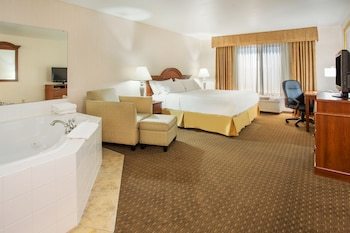 Holiday Inn Express Hotel & Suites Marion