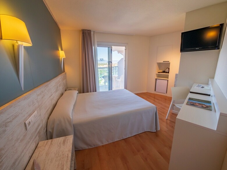 Hotel Golden Donaire Beach