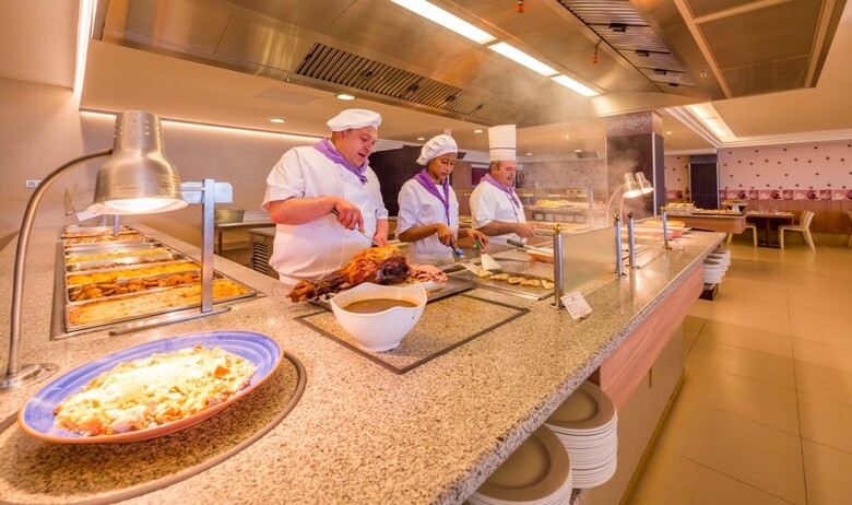 Hotel Golden Donaire Beach