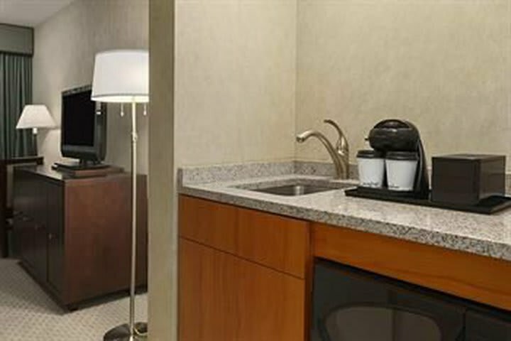 Hotel Embassy Suites Phil/valley For