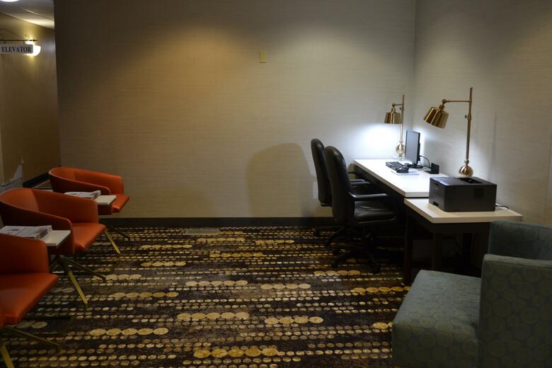 Holiday Inn Express Hotel & Suites Kent State University