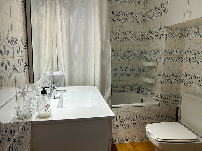 Apartamentos Pe�ismar I Y II 3000