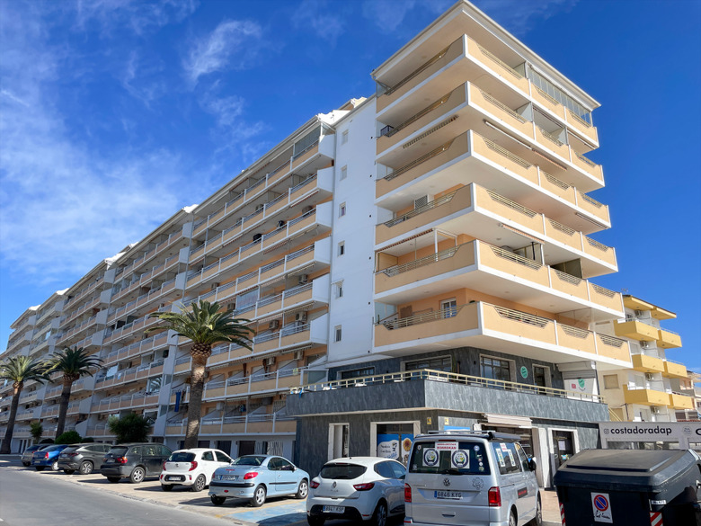 Apartamentos Pe�ismar I Y II 3000