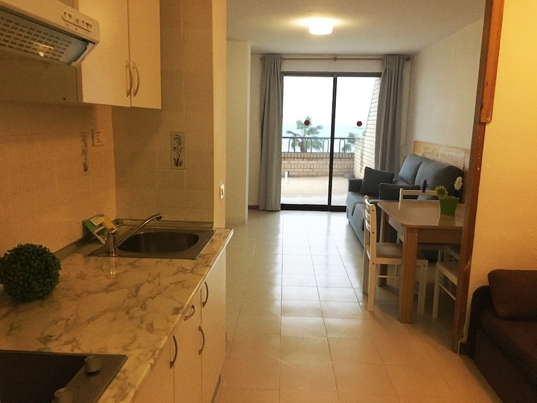Apartamentos Bernat Pie De Playa 3000