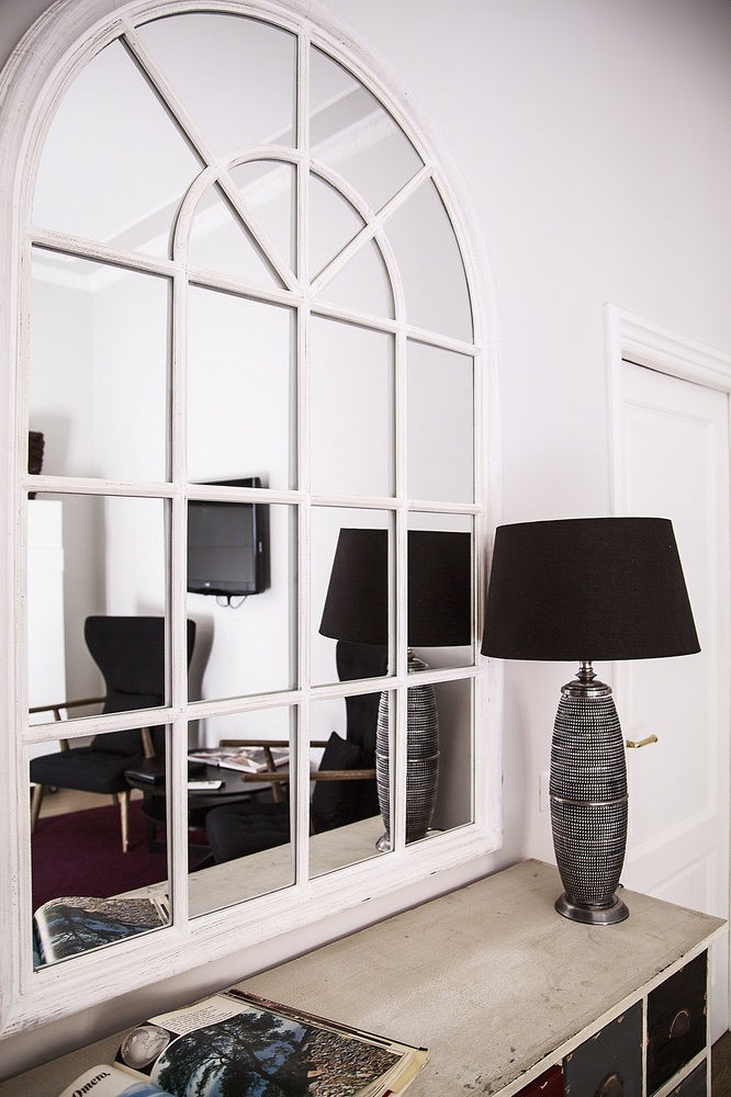 Hotel The Independent Suites