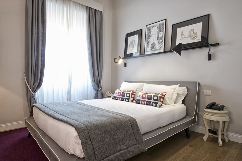 Hotel The Independent Suites