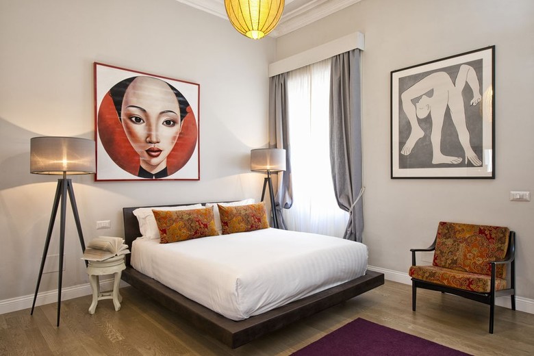 Hotel The Independent Suites