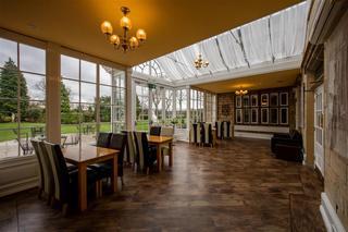 Best Western Rogerthorpe Manor Hotel