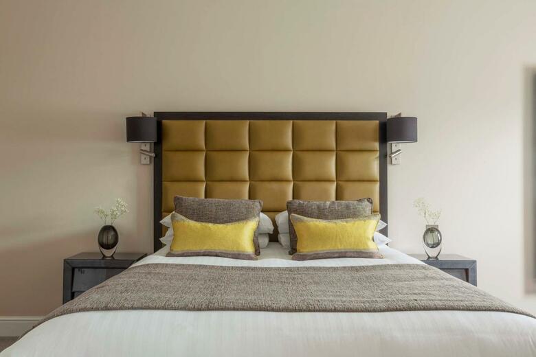 Oatlands Park Hotel