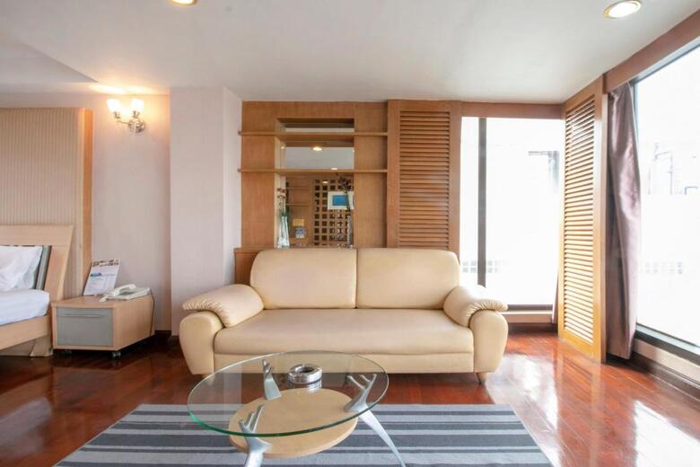 Hotel Win Long Place   Service Apartment