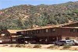 Hotel Cedar Lodge El Portal
