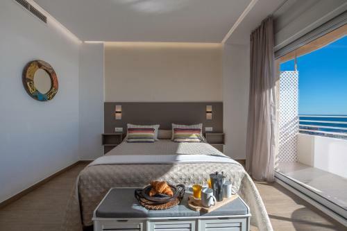 Alicante Skylights Apartments