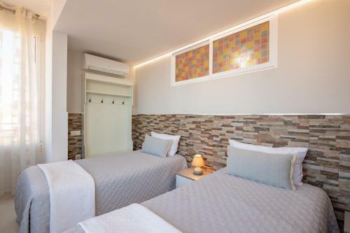 Alicante Skylights Apartments