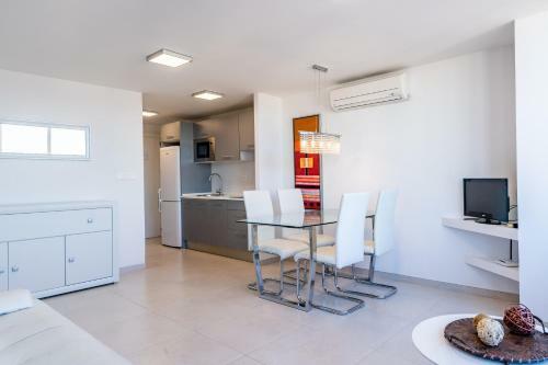 Alicante Skylights Apartments