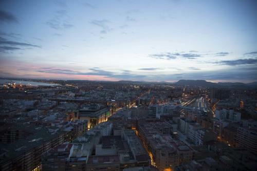 Alicante Skylights Apartments