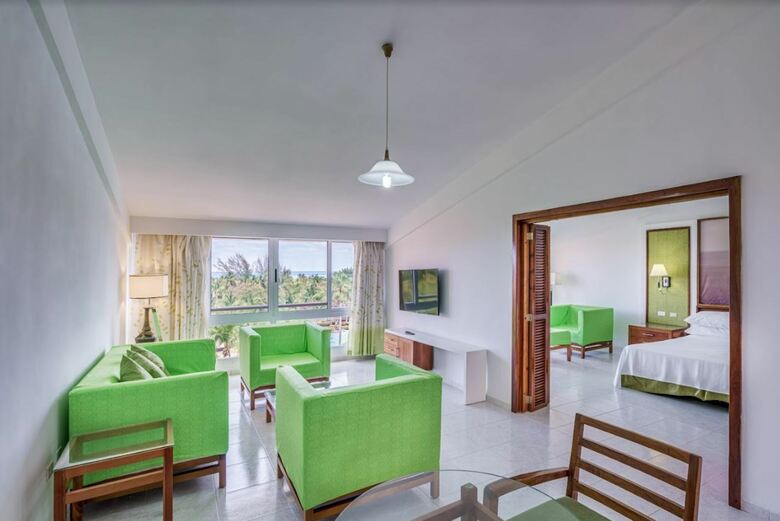 Hotel Occidental Arenas Blancas