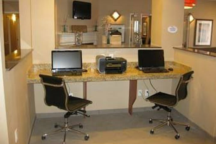 Hotel *baymont Inn & Suites* Duplicate