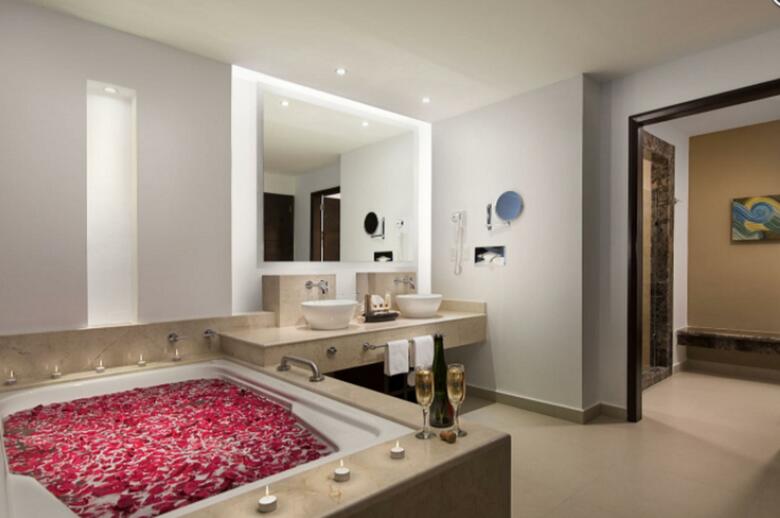 Hotel Ventus At Marina El Cid Spa And Beach Resort