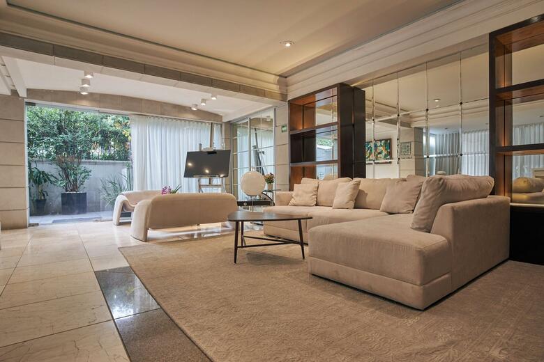 Hotel Residence L Heritage Tennyson By Bluebay