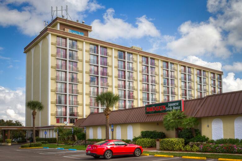 Hotel Rosen Inn Closest To Universal