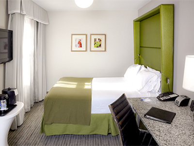 Hotel Cass, A Holiday Inn Express