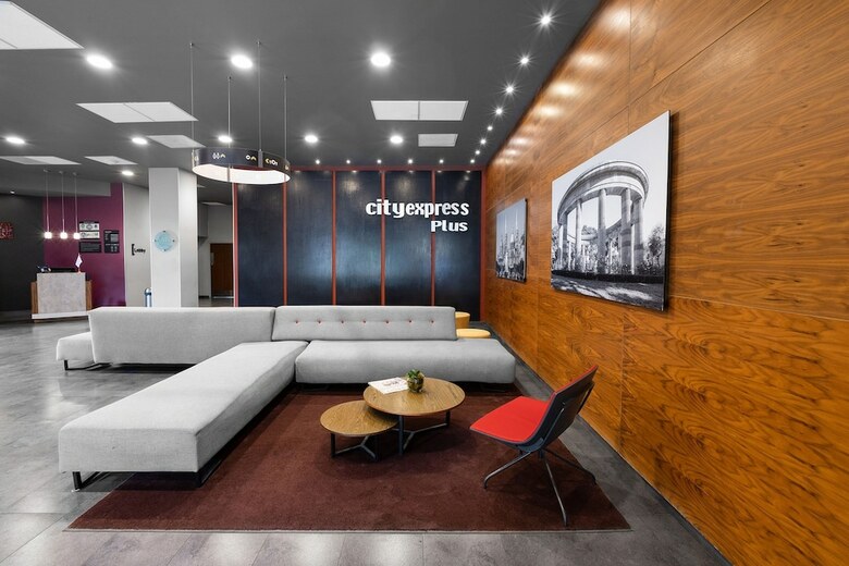 Hotel City Express Plus Guadalajara Expo