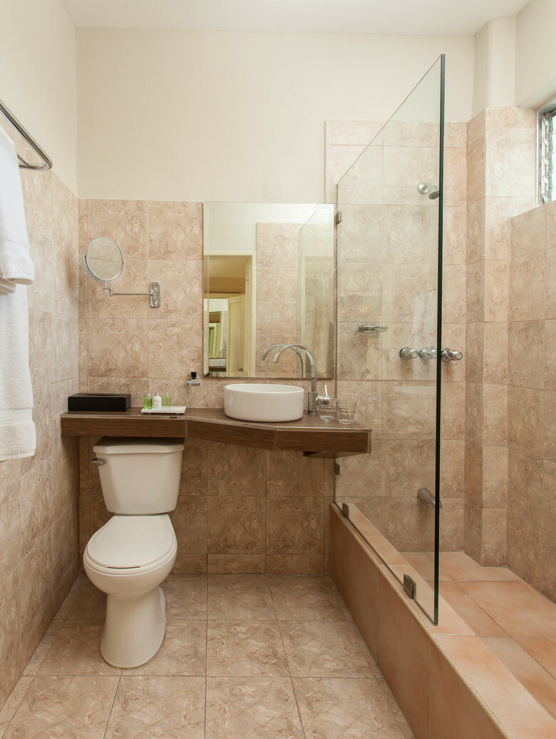 Hotel NH Hait� El Rancho