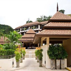 Hotel Aonang Cliff Beach Resort