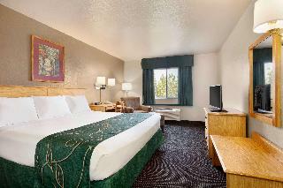 Hotel Baymont By Wyndham Yermo