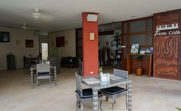 Hotel 7stones Boracay Suites
