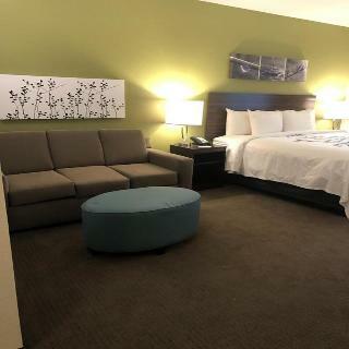 Sleep Inn & Suites