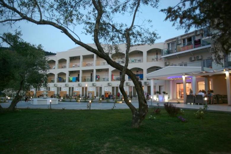 Hotel Saint George Palace