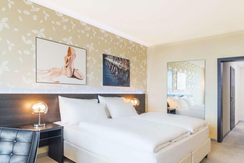 Hotel NH Bratislava Gate One