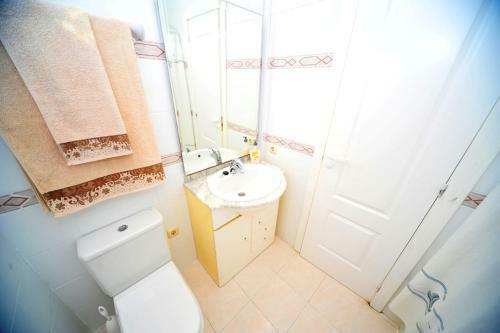 Apartamento Cala Gonz�lez Orange Costa