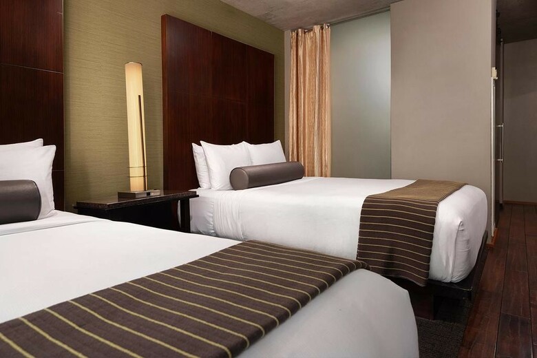 Hotel Eurostars Magnificent Mile