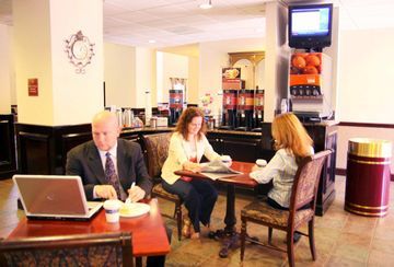 Hotel Hampton Inn Suites Charlottesv