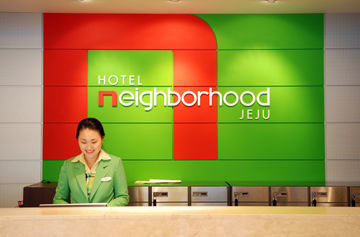 Hotel Neighborhood