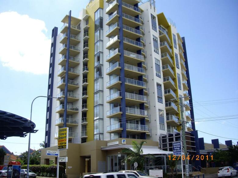 Hotel Pumicestone Blue