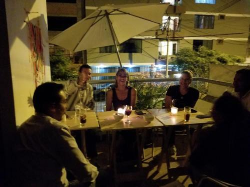 Hostal Malu House For Travelers And Backpackers