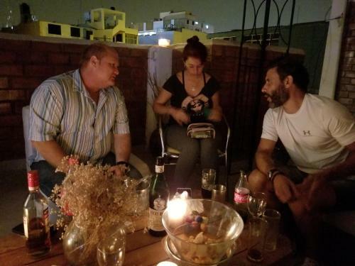 Hostal Malu House For Travelers And Backpackers