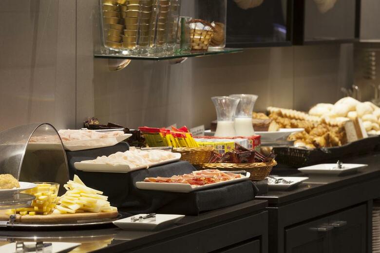 AC Hotel Gij�n By Marriott