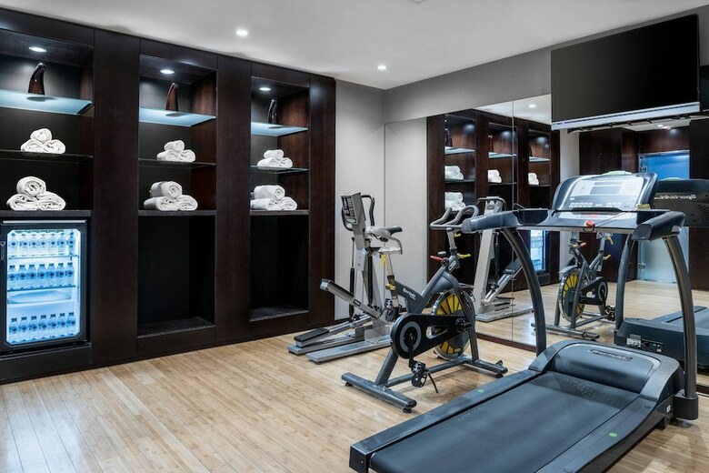 AC Hotel Gij�n By Marriott
