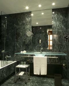 AC Hotel Gij�n By Marriott