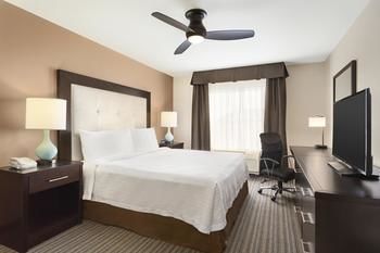 Hotel Homewood Suites By Hilton Fargo