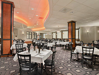 Ramada Plaza Fargo Hotel And C