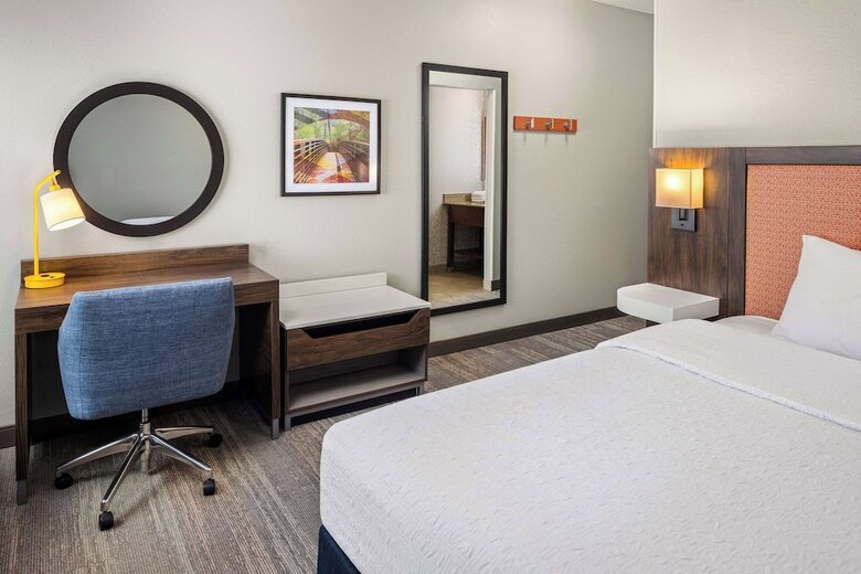 Hotel Hampton Inn Fairmont