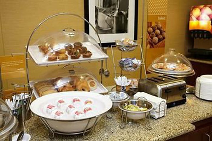 Hotel Hampton Inn Fairmont