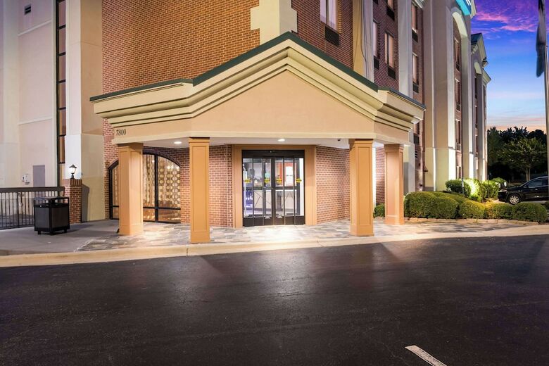 Best Western Greensboro Airport Hotel
