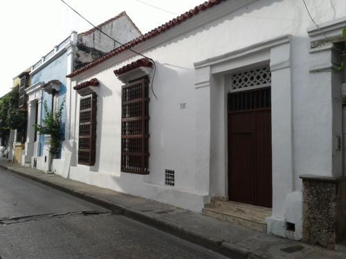 Casa De Familia