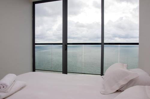 2 Bedroom Luxury Apartment On The Beach